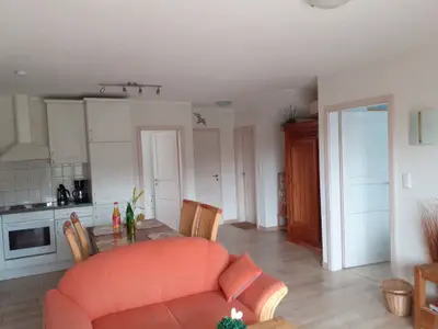 Wohnzimmer mit Küchenzeile