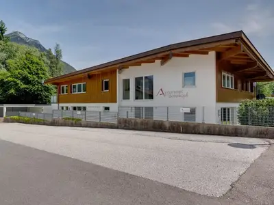 Ferienwohnung für 2 Personen in Maurach am Achensee 1/10