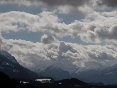 Blick vom Fuße des Grünten auf die Alpen