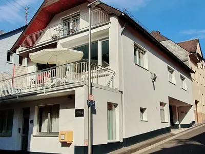 Ferienwohnung für 4 Personen (89 m²) in Senheim-Senhals 1/10