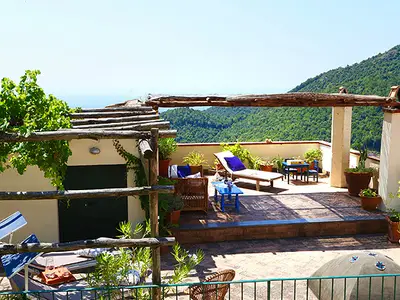 Ferienwohnung für 4 Personen (85 m²) in Albori 2/10