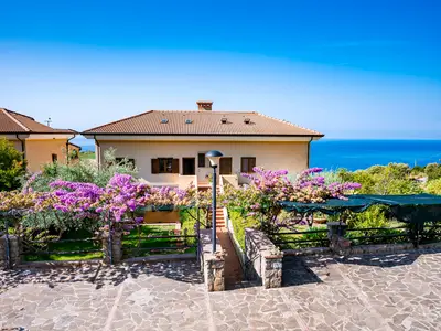 Ferienwohnung für 7 Personen (130 m²) in Caprioli 2/10