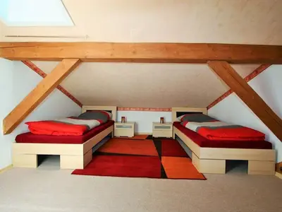 Schlafzimmer 2