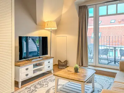 Blick zum TV im Wohnbereich