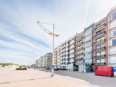 Außenseite Ferienhaus [Sommer]