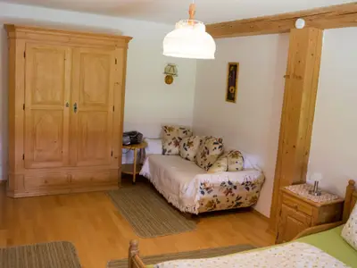 Geräumiges Schlafzimmer