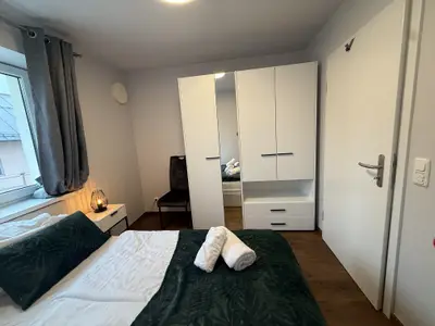Schlafzimmer mit 140 x 200