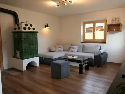 Wohnzimmer mit Couch