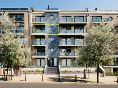 Außenseite Ferienhaus [Sommer]