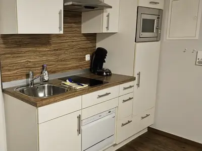 Kochniche mit Spülmaschine