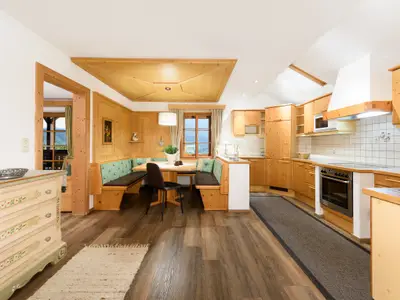 Ferienwohnung für 4 Personen (60 m²) in Stadt Innsbruck 1/7