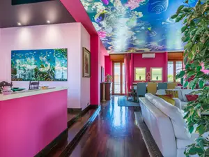 Ferienwohnung für 7 Personen (380 m²) in Civitanova Marche