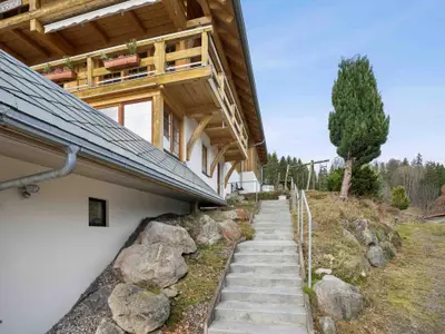 Außenseite Ferienhaus [Sommer]