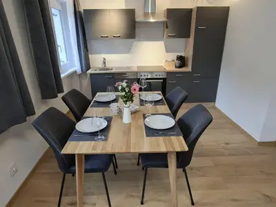 Mittagsspitze wohnen/essen/kochen