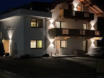 AB0ED055-EB9B-41E3-B0FD-6B7F40358DDA