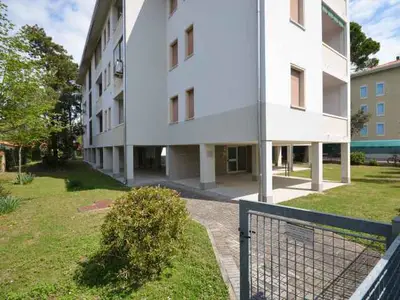 Ferienwohnung für 6 Personen (60 m²) in Bibione 3/10