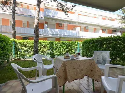 Ferienwohnung für 5 Personen (35 m²) in Bibione 2/10