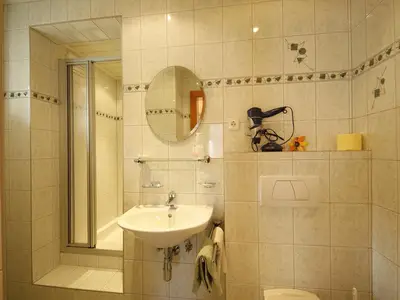 Die Kromarin | Dusche + WC