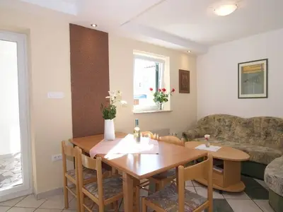 Ferienwohnung für 7 Personen (85 m²) in Poreč 7/10