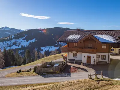 Außenseite Ferienhaus [Winter]