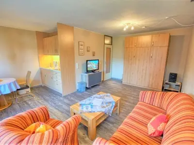 Ferienwohnung für 2 Personen (38 m²) in Heiligenhafen 1/10