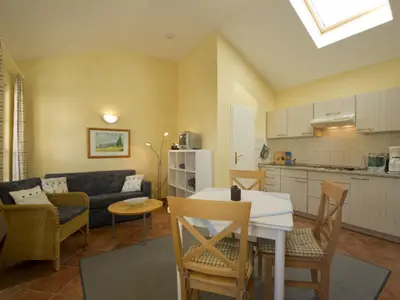 Ferienwohnung für 2 Personen (35 m²) in Göhren (Rügen) 1/10