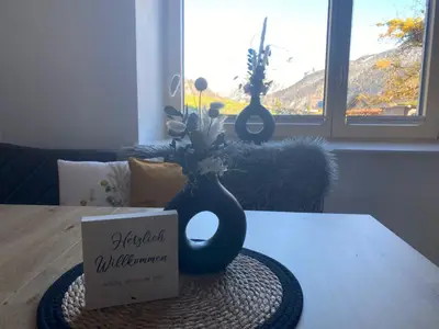 Ferienwohnung Naturblick - Begrüßung Essbereich