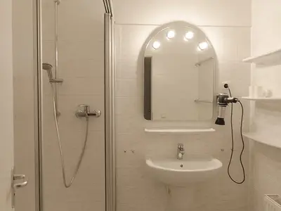 Ferienwohnung für 2 Personen (38 m²) in Sellin (Ostseebad) 4/8