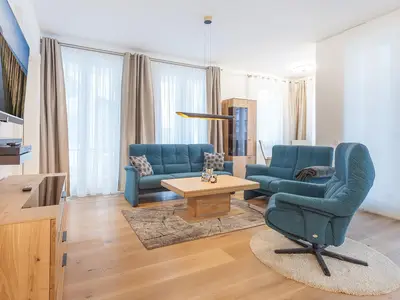 Ferienwohnung für 2 Personen (88 m²) in Sellin (Ostseebad) 1/10