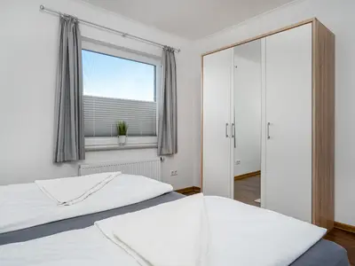 Ferienwohnung für 4 Personen (80 m²) in Krummhörn Greetsiel 9/10