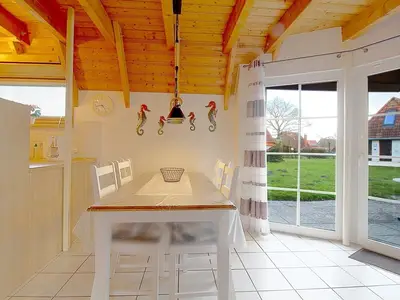 Ferienwohnung für 6 Personen (85 m²) in Dorum Neufeld 6/10