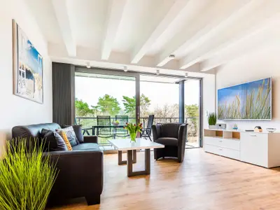 Offener Wohn- und Kochbereich