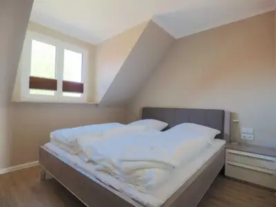 Schlafzimmer mit eigenem TV