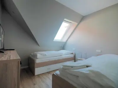 2tes Schlafzimmer mit eigenem TV