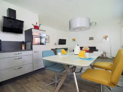 Küche und Essbereich