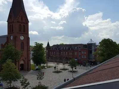 Das Haus befindet sich im Herzen von Warnemünde am Kirchenplatz