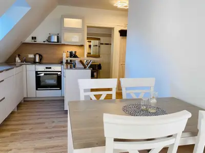 Essbereich mit Küche