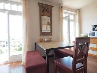 Essbereich in der offenen Küche