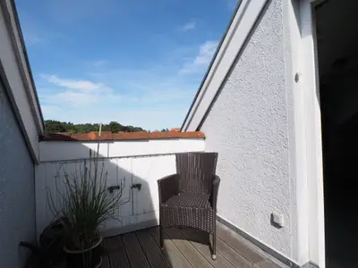 Kleiner Sitzbereich auf dem Balkon