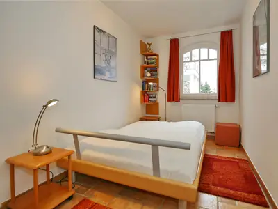 zweites Schlafzimmer mit Doppelbett