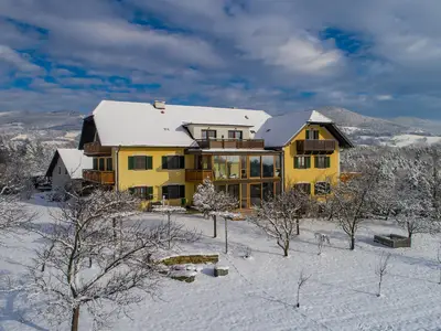 Postls Hirschbirnhof_Winter Haus_Oststeiermark