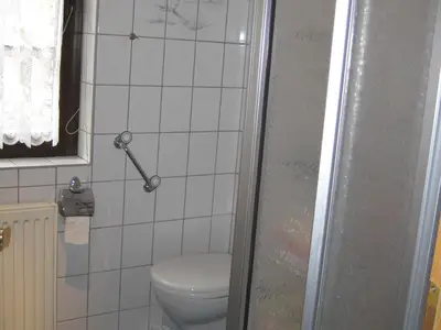 Dusche und WC