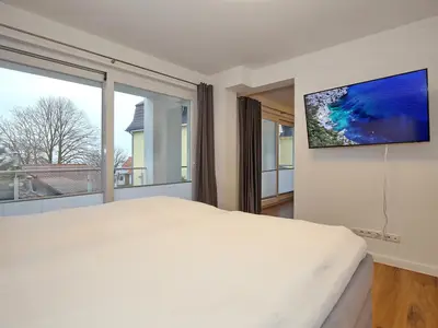 Schlafzimmer mit TV