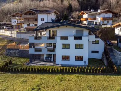 Außenseite Ferienhaus [Winter]