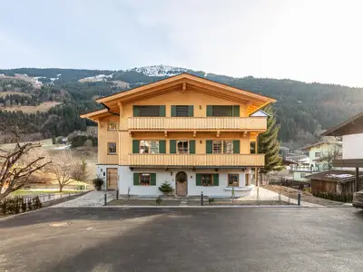 Außenseite Ferienhaus [Winter]