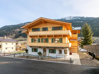 Außenseite Ferienhaus [Winter]