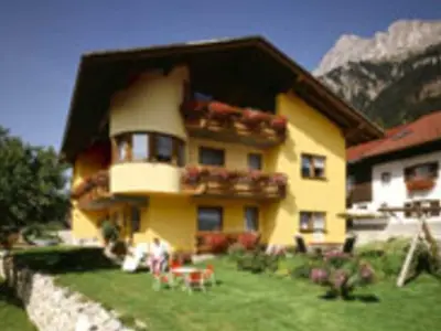 Ferienwohnung für 4 Personen (45 m²) in Nesselwängle 2/10