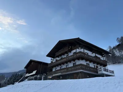 Oberstallberghof im Winter