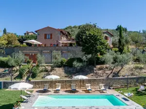 Ferienwohnung für 8 Personen (400 m²) in Cortona