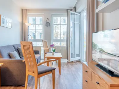 Ferienwohnung für 2 Personen (44 m²) in Sellin (Ostseebad) 1/10